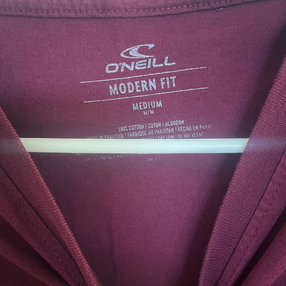 O’Neill T-Shirt – Size Medium, Modern Fit - Picture 2 of 2